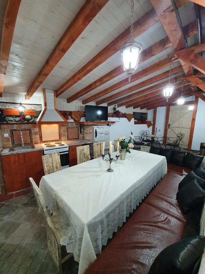 Kashtata S Paraklisa Borovo (Plovdiv) Exterior foto